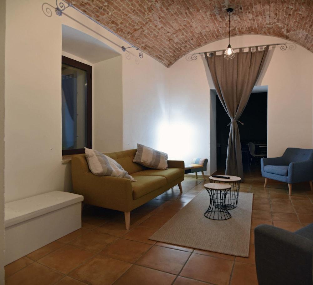 Villa Santadi Экстерьер фото