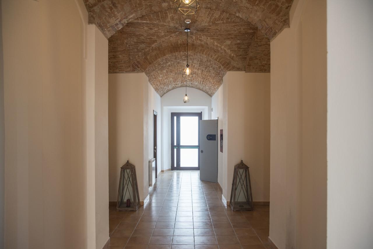 Villa Santadi Экстерьер фото
