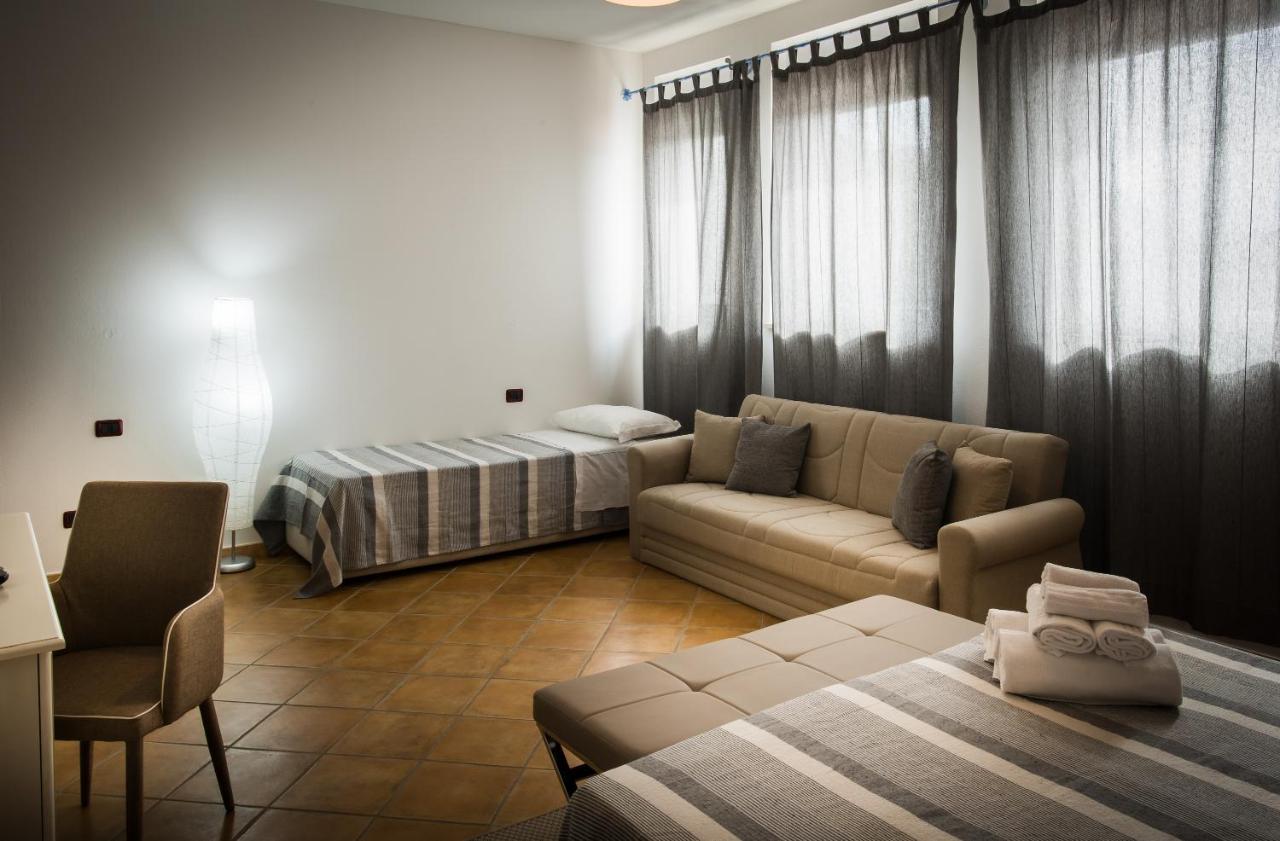 Villa Santadi Экстерьер фото