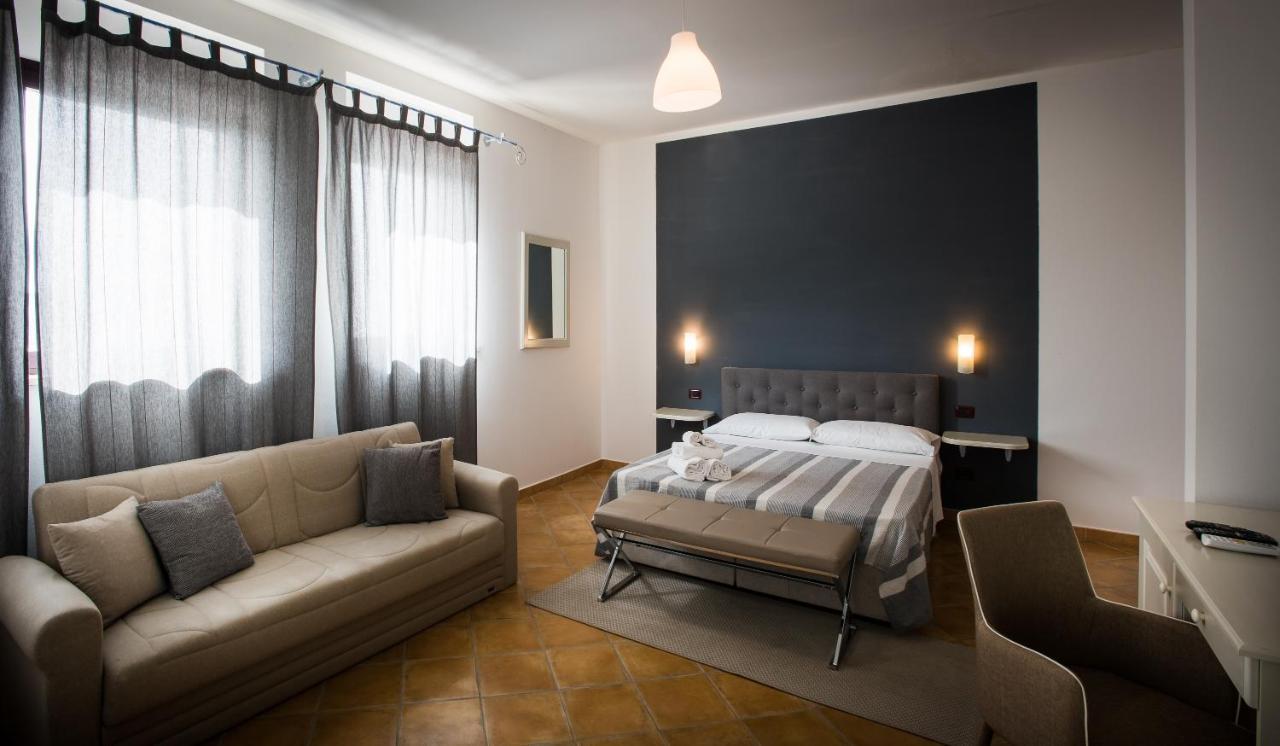 Villa Santadi Экстерьер фото